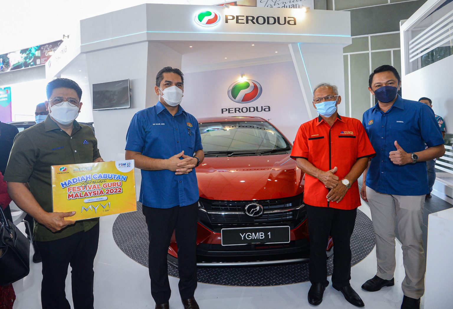 KERETA PERODUA MYVI MENANTI AHLI YGMB DI FGM 2022