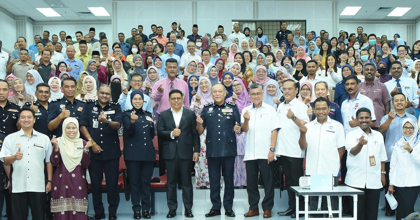 GURU RUGI LEBIH RM37 JUTA AKIBAT DITIPU ‘SCAMMER’ SEJAK 2023